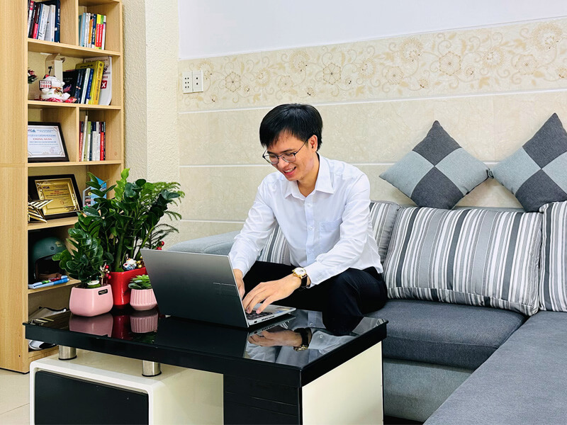 Ph&oacute; Gi&aacute;m Đốc: Nguyễn Ngọc Chuy&ecirc;n - C&ocirc;ng ty Thuận Thi&ecirc;n